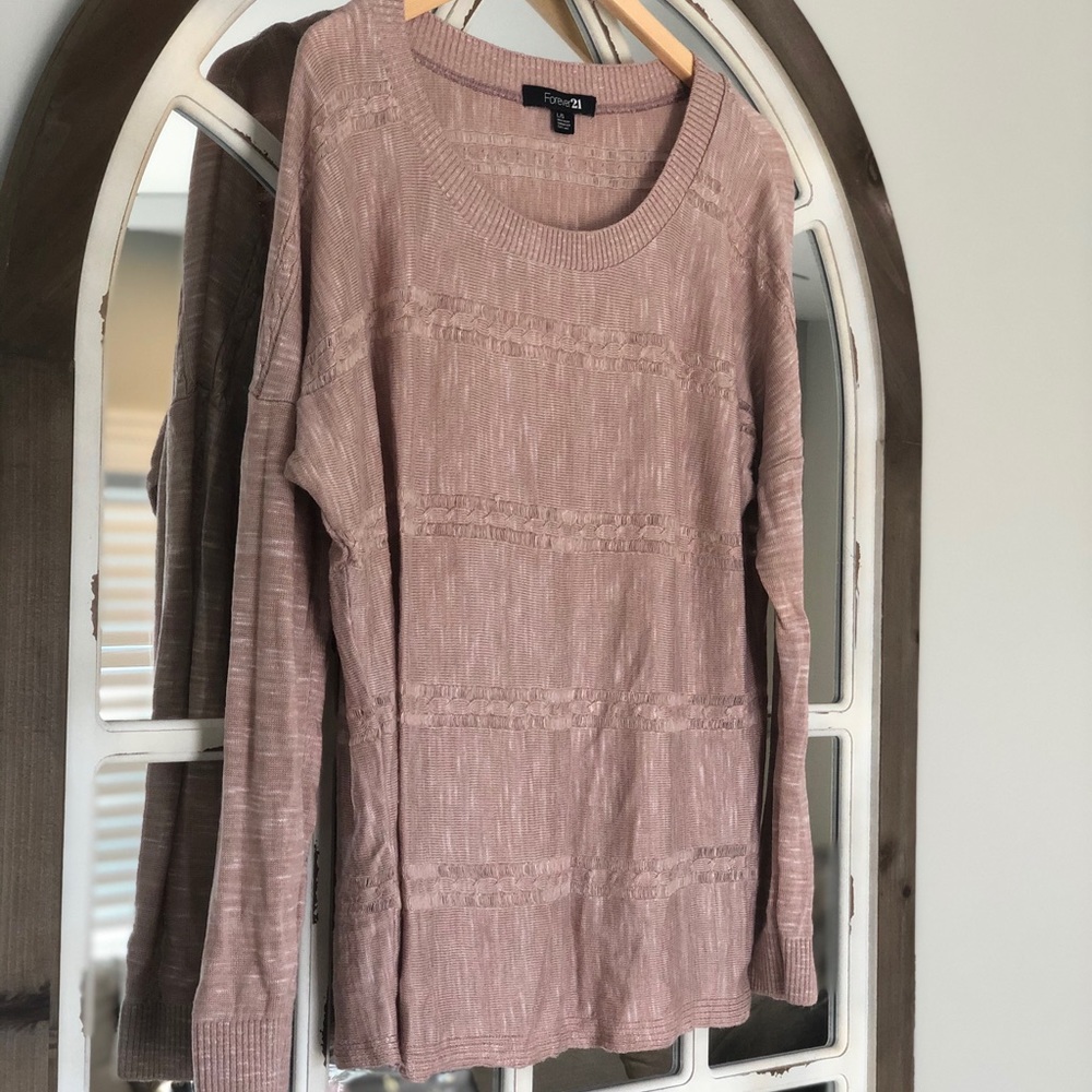Lightweight sweater